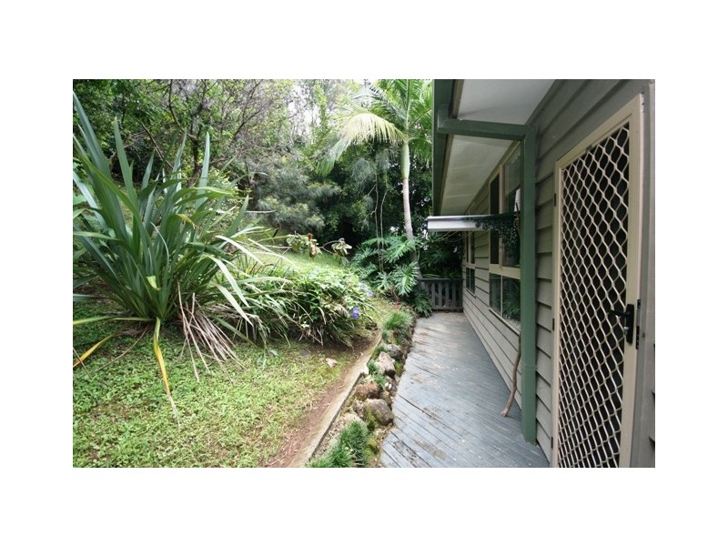 11 Mariners Crescent, Banora Point NSW 2486