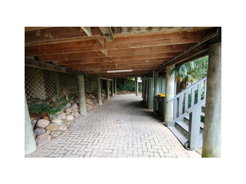 11 Mariners Crescent, Banora Point NSW 2486