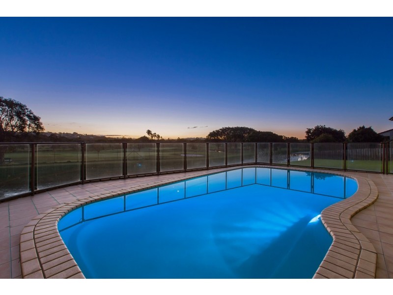 135 Darlington Drive, Banora Point NSW 2486