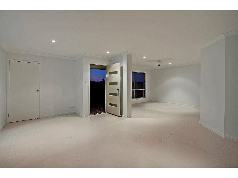 2 / 69 Newcastle Drive, Pottsville NSW 2489