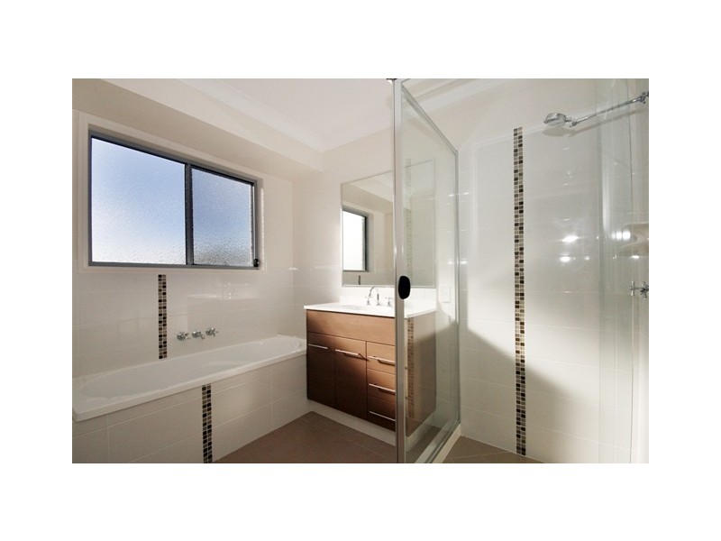 2 / 35 Newcastle Dr, Pottsville NSW 2489