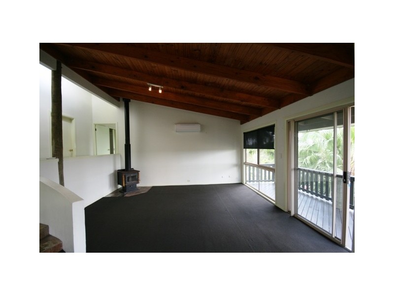 11 Mariners Crescent, Banora Point NSW 2486