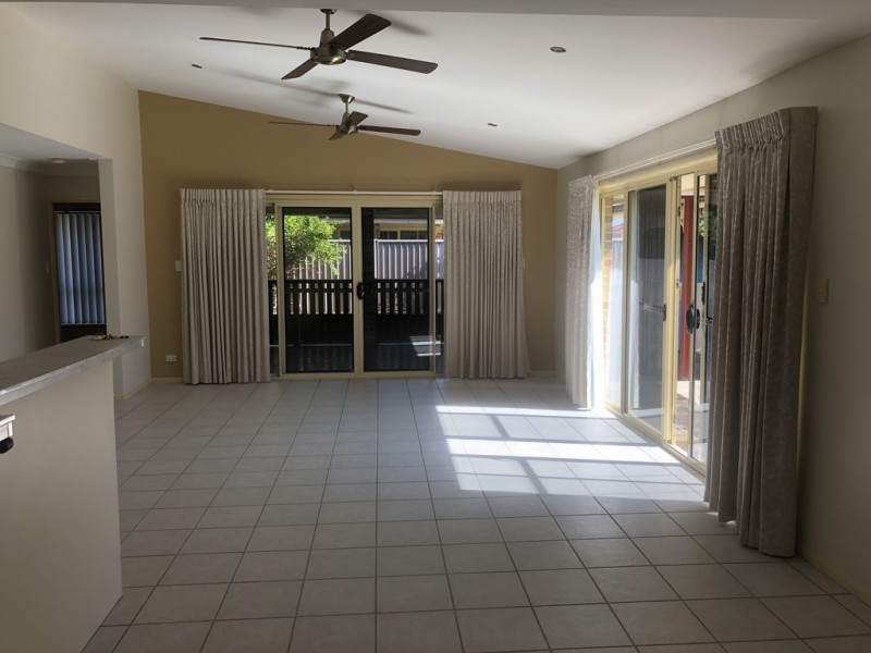 15 Suffolk Parade, Pottsville NSW 2489