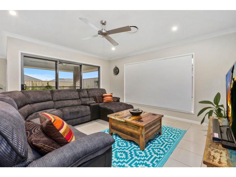 1 Toormina Court, Pottsville NSW 2489