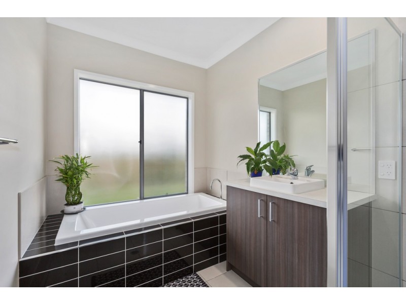 1 Toormina Court, Pottsville NSW 2489