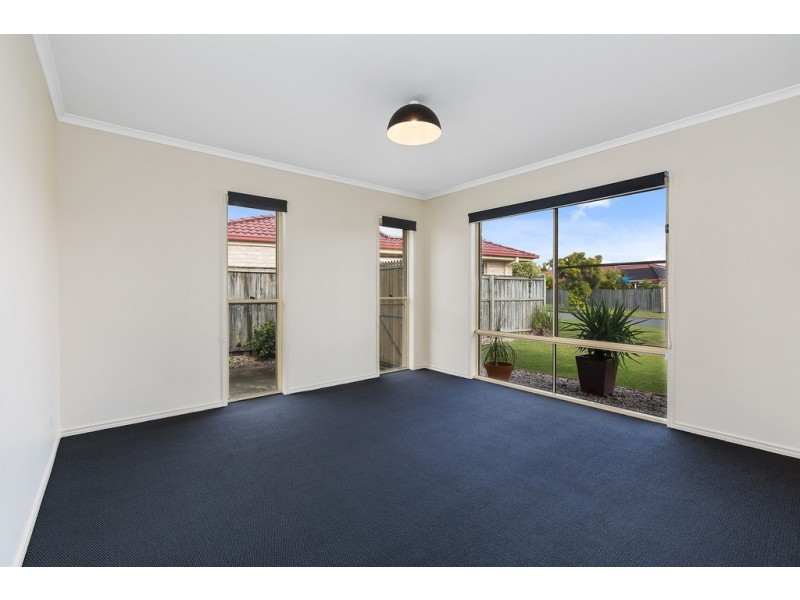 6 Magnolia Crescent, Banora Point NSW 2486