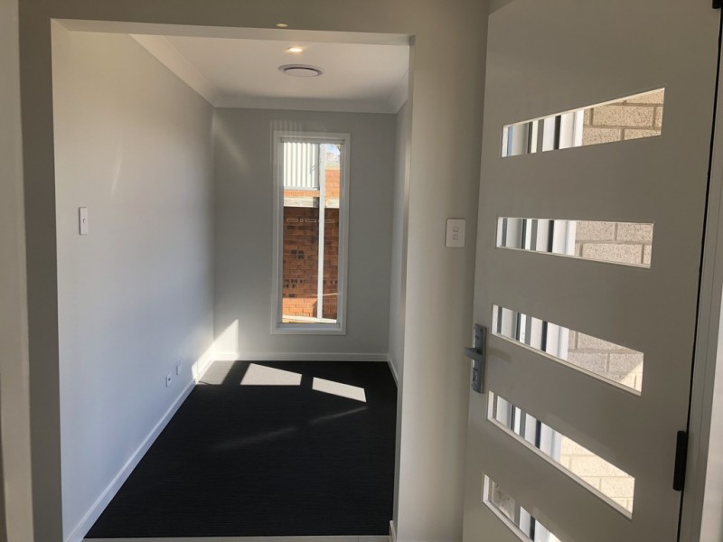 12 Elsie Street, Banora Point NSW 2486