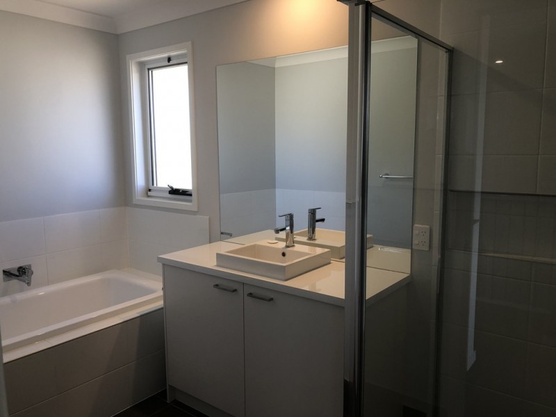 12 Elsie Street, Banora Point NSW 2486