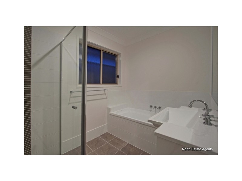 2 / 58 Newcastle Drive, Pottsville NSW 2489