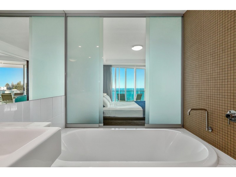 1305 / 120 Marine Parade, Coolangatta QLD 4225