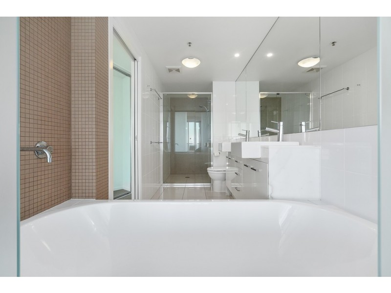 1305 / 120 Marine Parade, Coolangatta QLD 4225