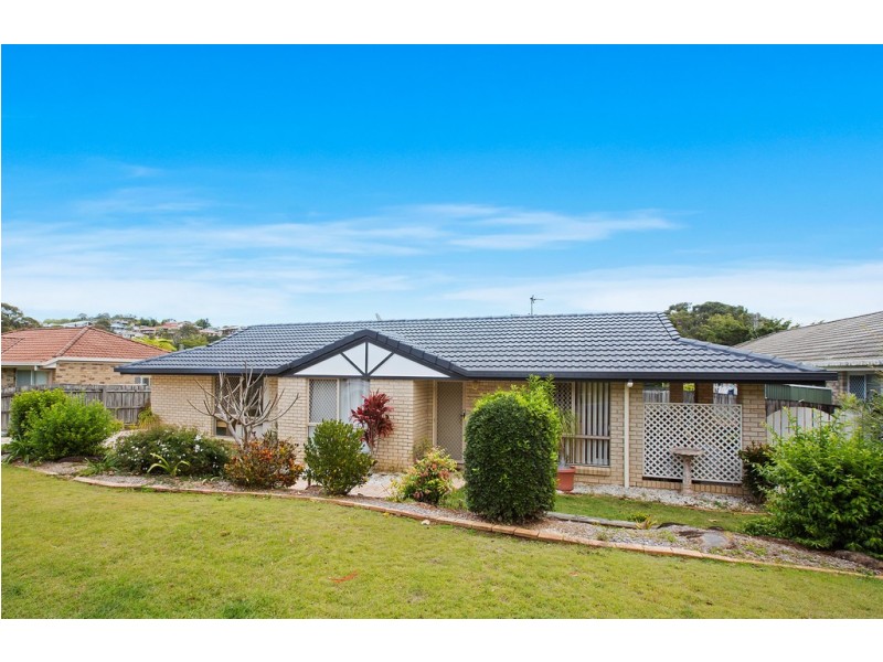 1 / 4 Parkland Place, Banora Point NSW 2486