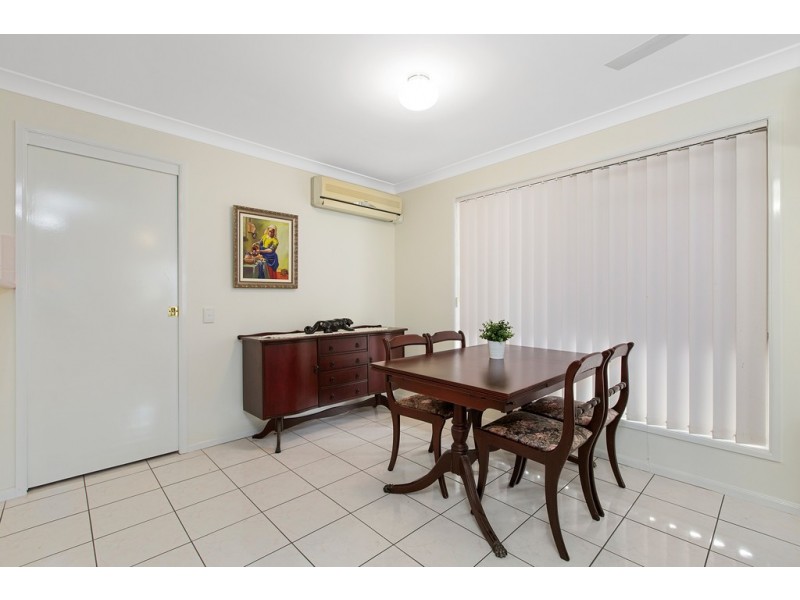 1 / 4 Parkland Place, Banora Point NSW 2486