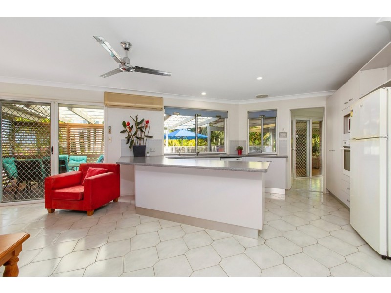 18 Peppermint Place, Banora Point NSW 2486