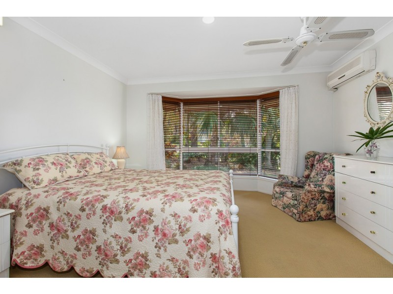 18 Peppermint Place, Banora Point NSW 2486