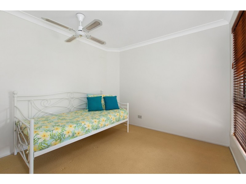 18 Peppermint Place, Banora Point NSW 2486