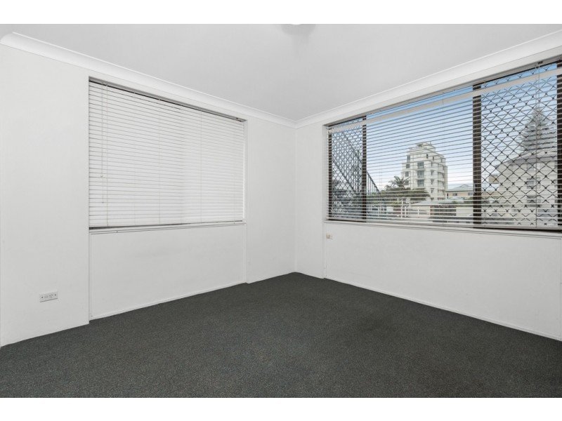 1 / 1326 Gold Coast Highway, Palm Beach QLD 4221