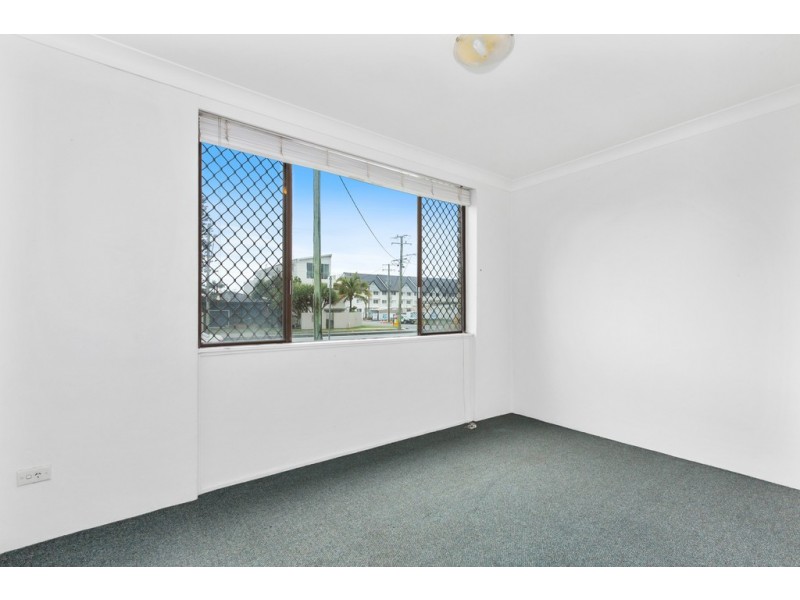 1 / 1326 Gold Coast Highway, Palm Beach QLD 4221