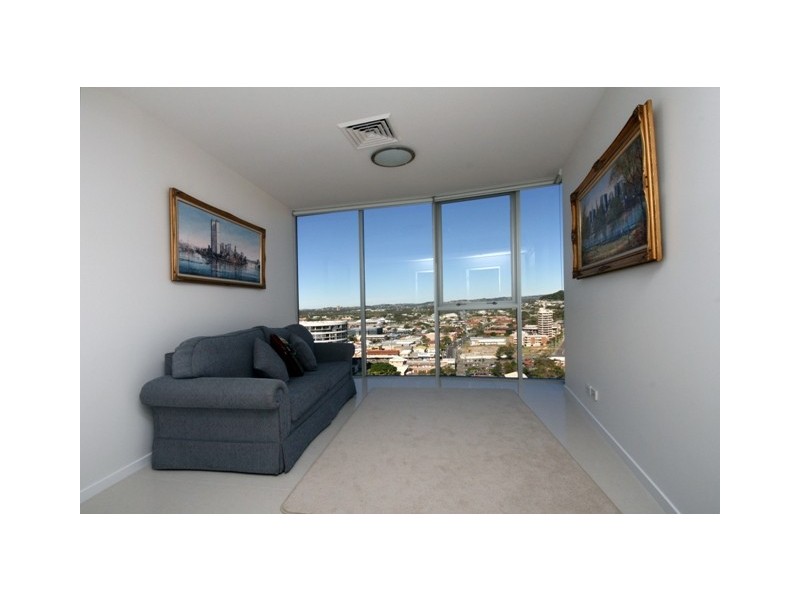 1901/101 Marine Pde ‘Reflections’, Coolangatta QLD 4225