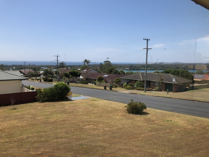 10 Seaview Road, Banora Point NSW 2486