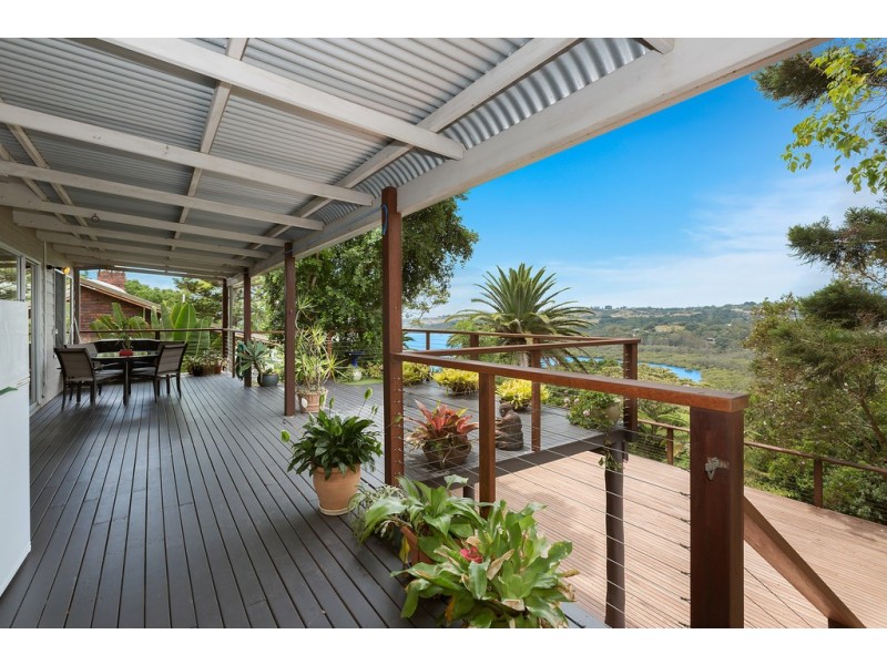 17 Broadwater Esplanade, Bilambil Heights NSW 2486