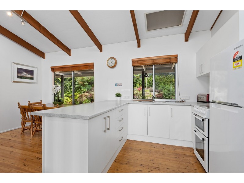 17 Broadwater Esplanade, Bilambil Heights NSW 2486