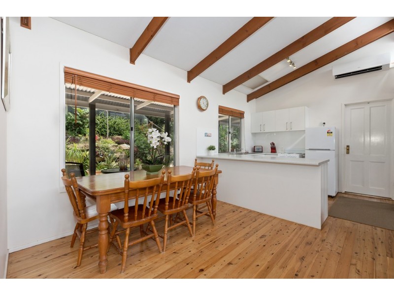 17 Broadwater Esplanade, Bilambil Heights NSW 2486