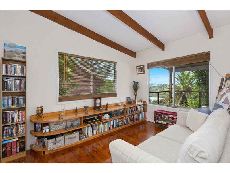 17 Broadwater Esplanade, Bilambil Heights NSW 2486