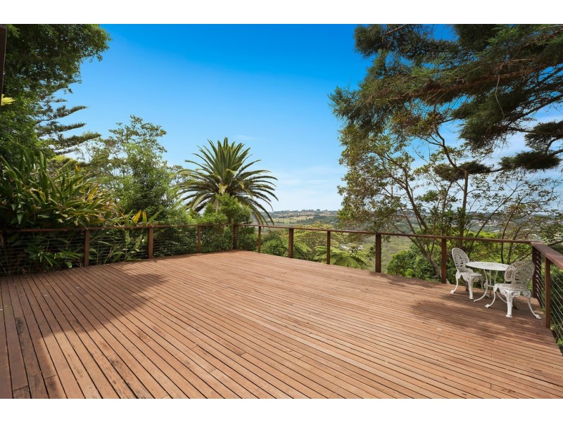 17 Broadwater Esplanade, Bilambil Heights NSW 2486