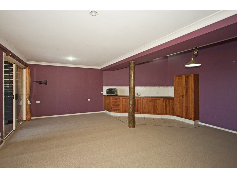 17 Broadwater Esplanade, Bilambil Heights NSW 2486