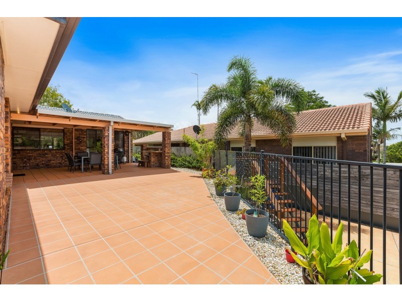 72 Ash Drive, Banora Point NSW 2486