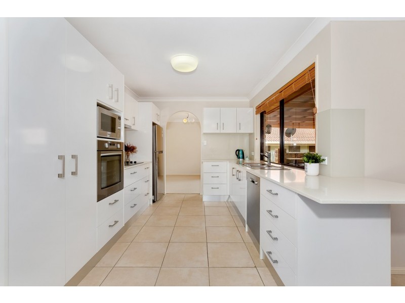72 Ash Drive, Banora Point NSW 2486