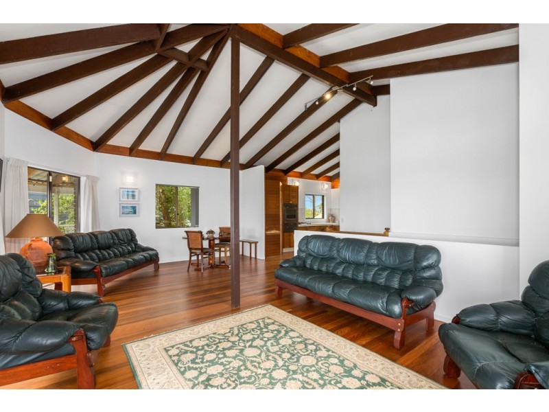 11 Yvonne Crescent, Bilambil Heights NSW 2486