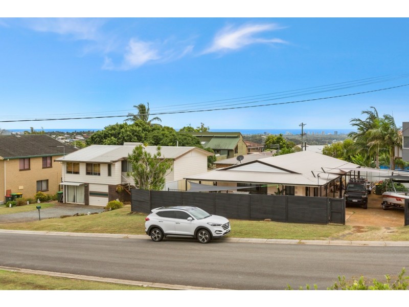 11 Yvonne Crescent, Bilambil Heights NSW 2486