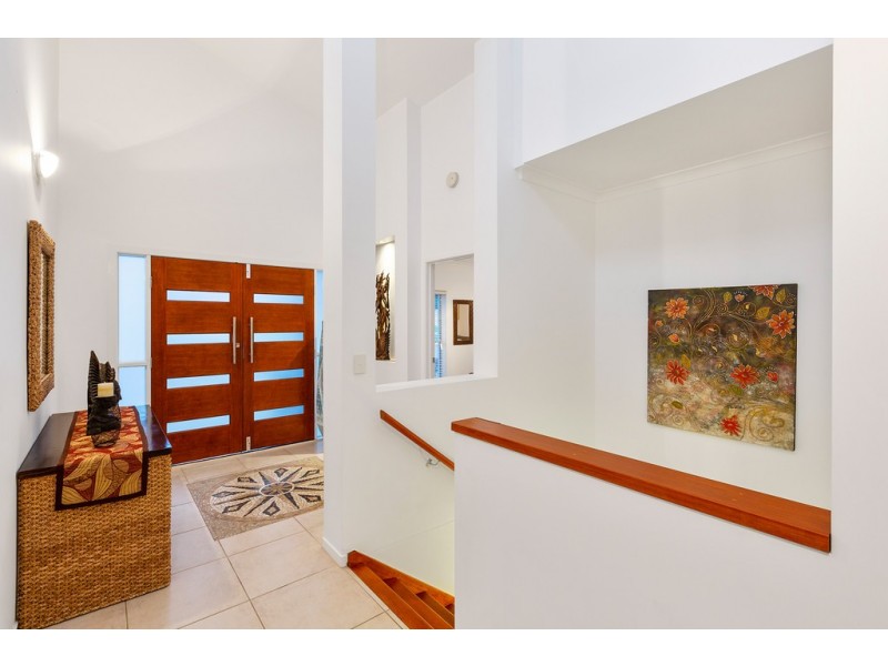 8 Westwood Street, Banora Point NSW 2486