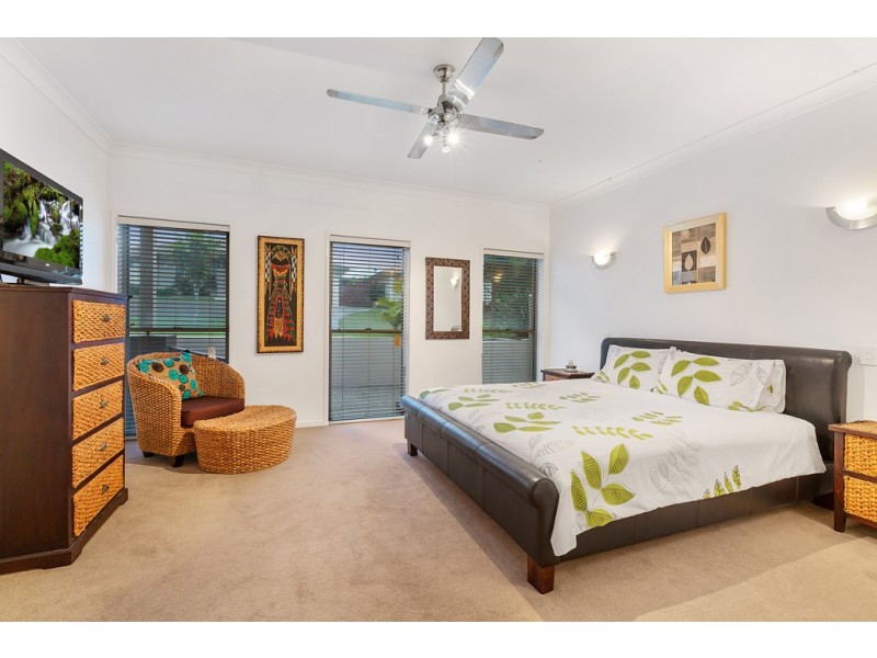 8 Westwood Street, Banora Point NSW 2486