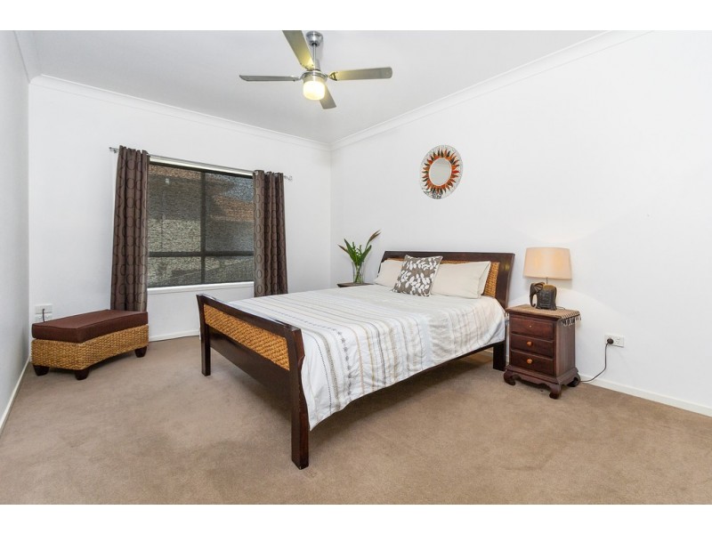 8 Westwood Street, Banora Point NSW 2486