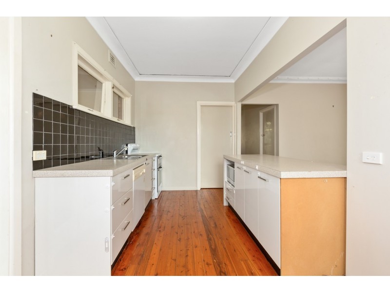 11 Pacific Drive, Banora Point NSW 2486
