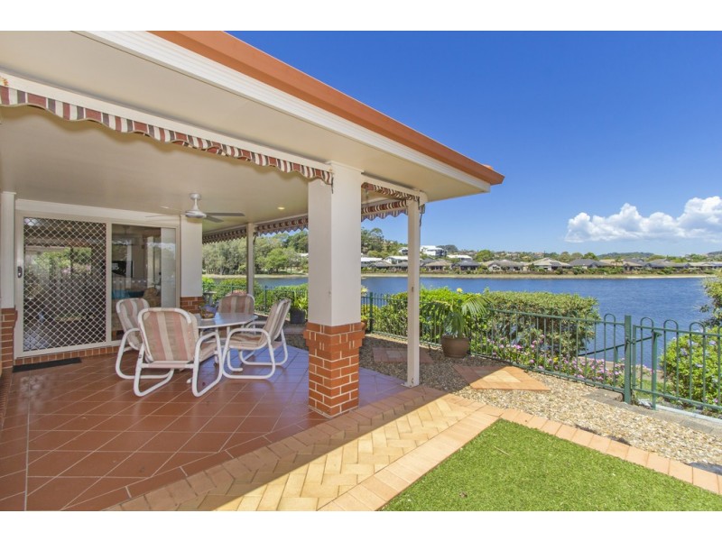 24 Kimberley Circuit, Banora Point NSW 2486