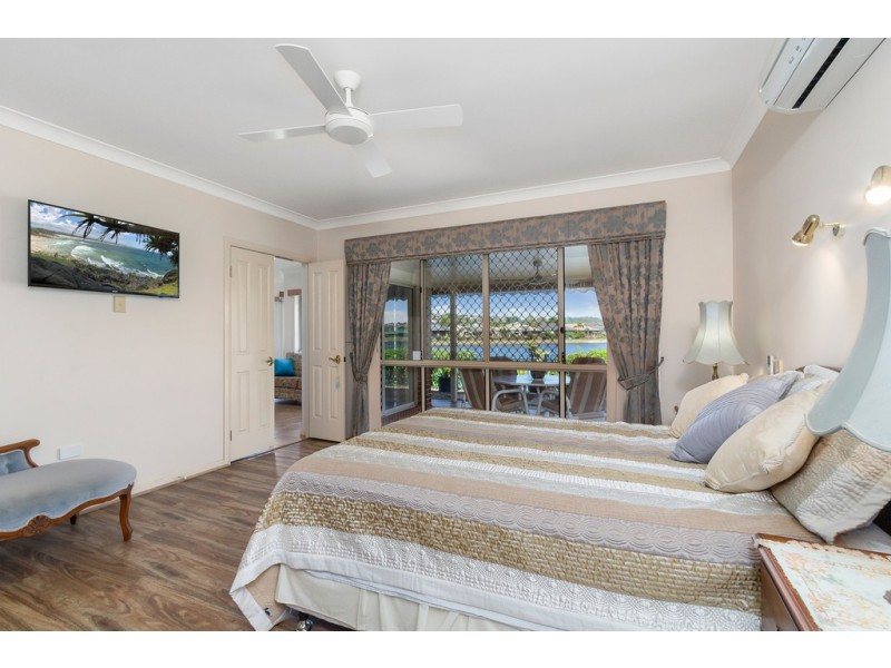24 Kimberley Circuit, Banora Point NSW 2486