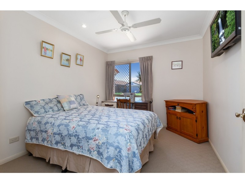 24 Kimberley Circuit, Banora Point NSW 2486