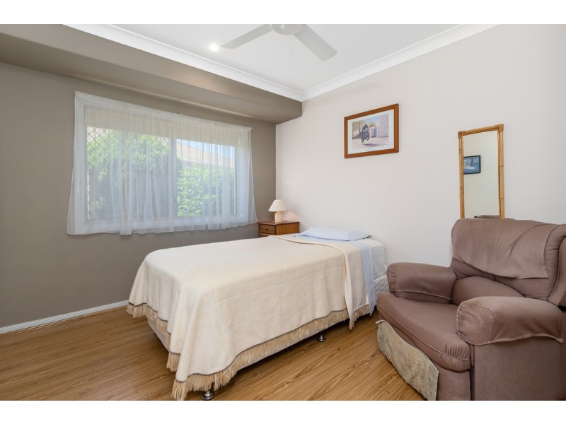 24 Kimberley Circuit, Banora Point NSW 2486