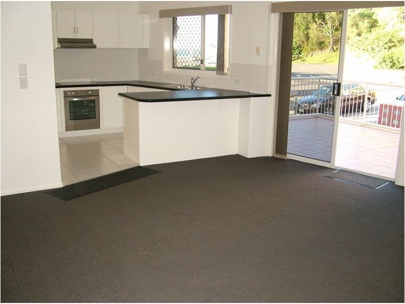 2/20 Marine Parade, Coolangatta QLD 4225