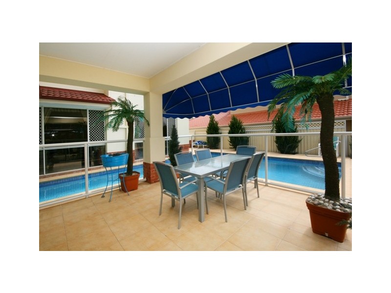 10A Peter St, Banora Point NSW 2486