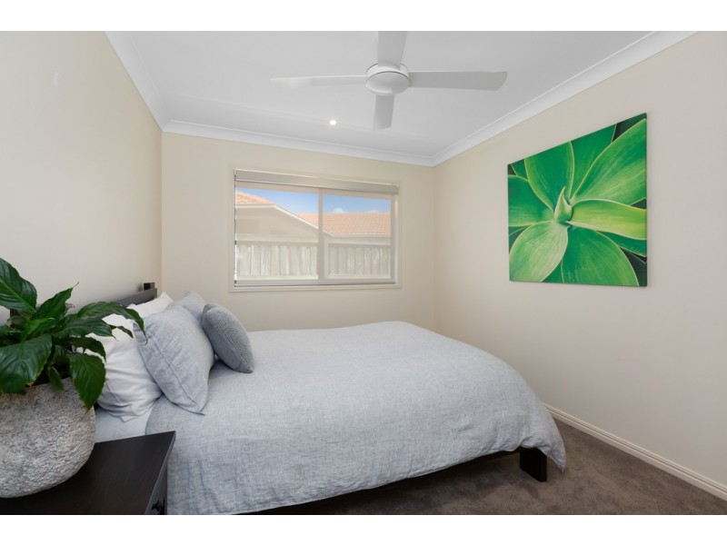 12 Magnolia Crescent, Banora Point NSW 2486