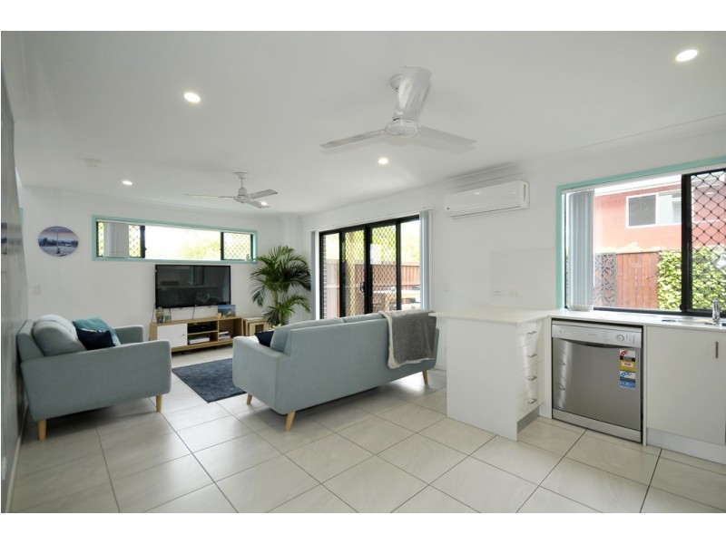 1/6 Border Drive North, Currumbin Waters QLD 4223