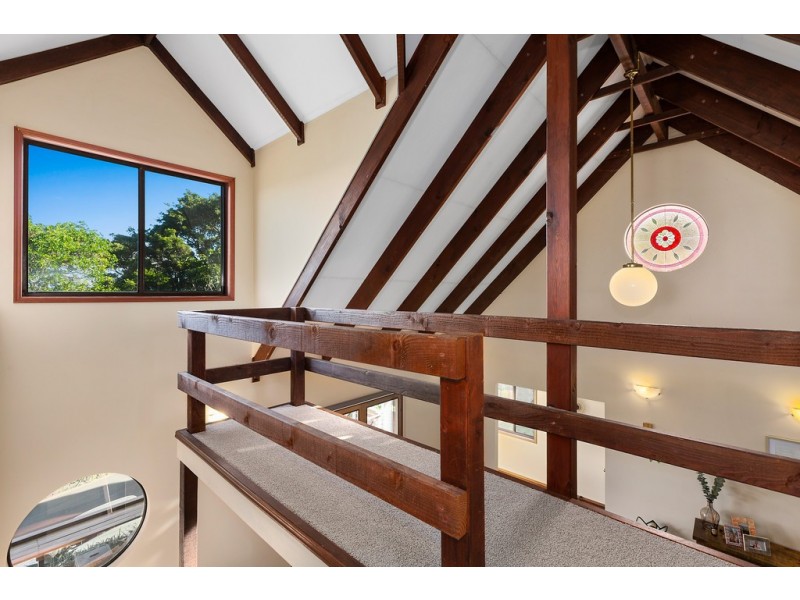 42 Broadwater Esplanade, Bilambil Heights NSW 2486