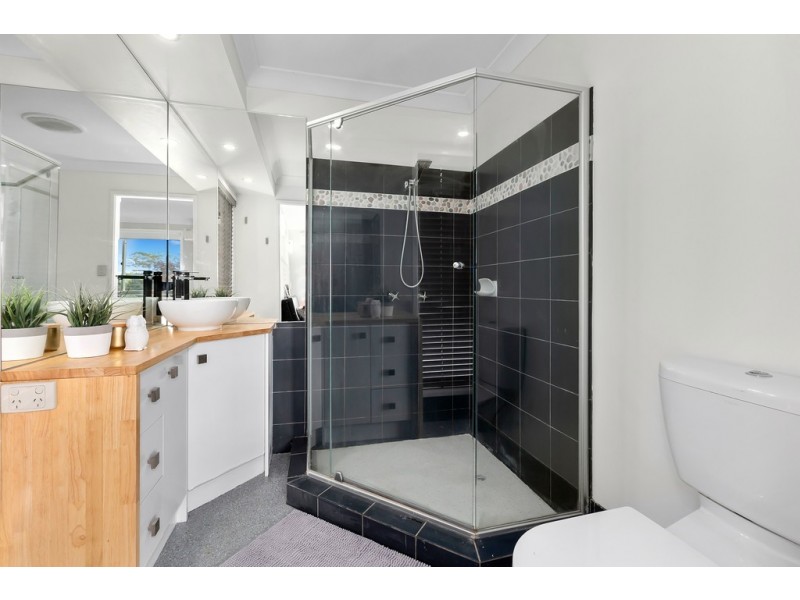 21 Peninsula Drive, Bilambil Heights NSW 2486