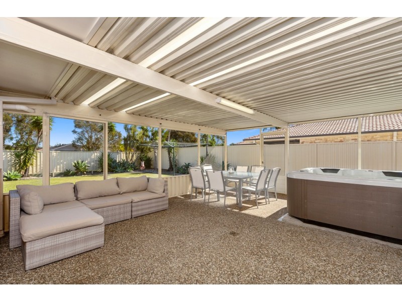 31 Avondale Drive, Banora Point NSW 2486