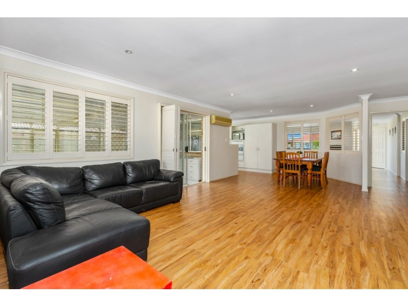 31 Avondale Drive, Banora Point NSW 2486